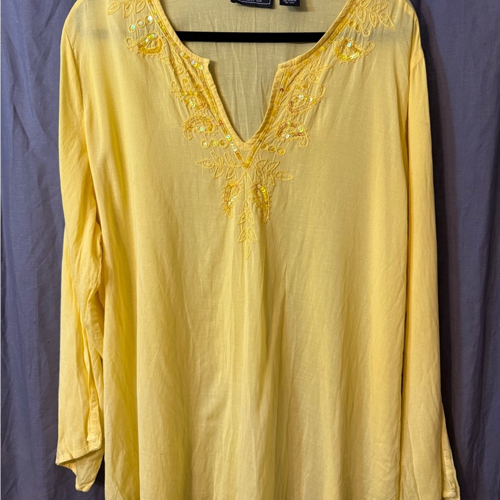 Chic Yellow Embroidered Women's Tunic